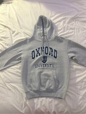 Oxford University Gray Crewneck Hoodie - Classic Pullover